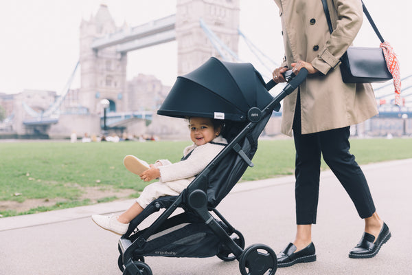 Ergobaby Metro HK Black Rolling